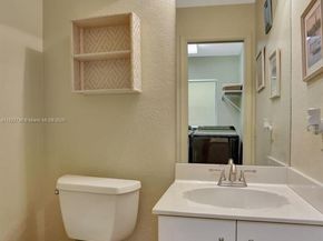 1180 NW 100th Way, Plantation FL 33322