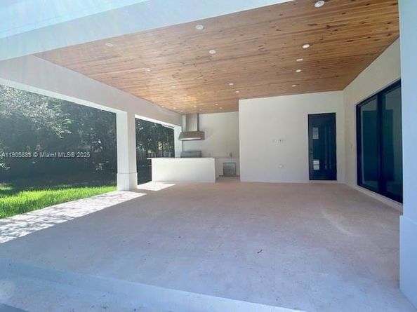 7830 SW 117th St, Pinecrest FL 33156