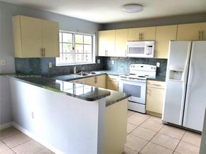 14122 SW 260th St 103, Homestead FL 33032
