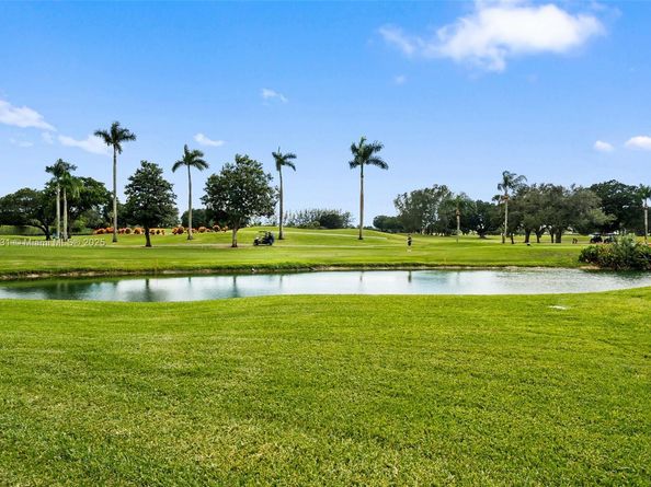 8900 Washington Blvd 205, Pembroke Pines FL 33025