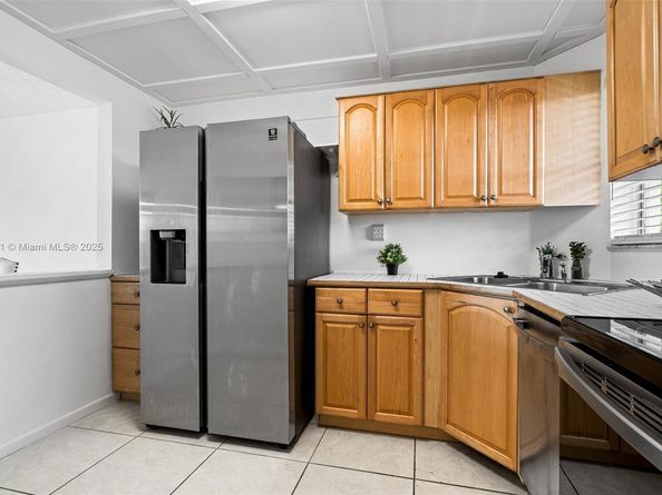 8900 Washington Blvd 205, Pembroke Pines FL 33025