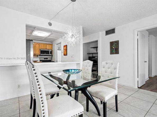 8900 Washington Blvd 205, Pembroke Pines FL 33025