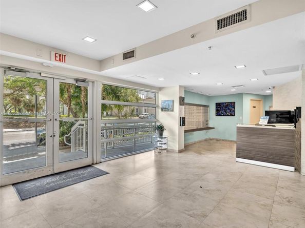 816 NW 11th St 1208, Miami FL 33136