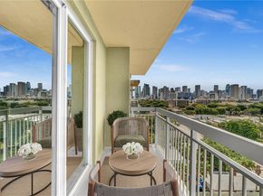 816 NW 11th St 1208, Miami FL 33136