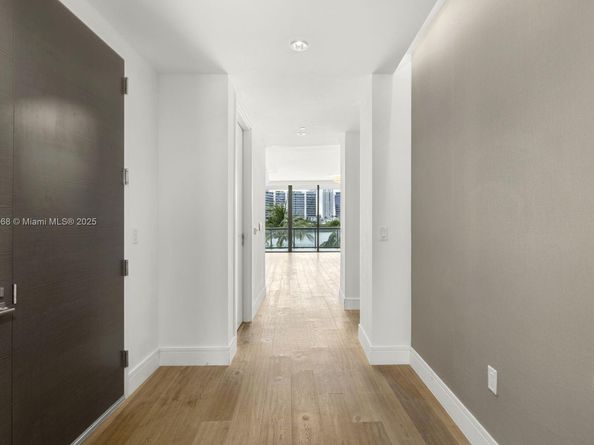 3300 NE 188th St 217, Aventura FL 33180