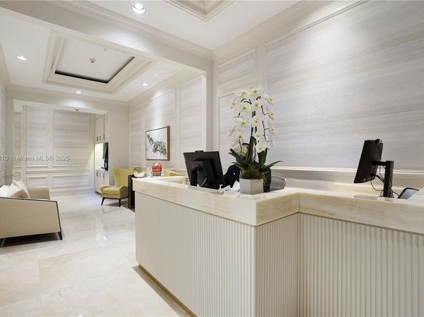 3350 SW 27 Av 1503, Coconut Grove FL 33133