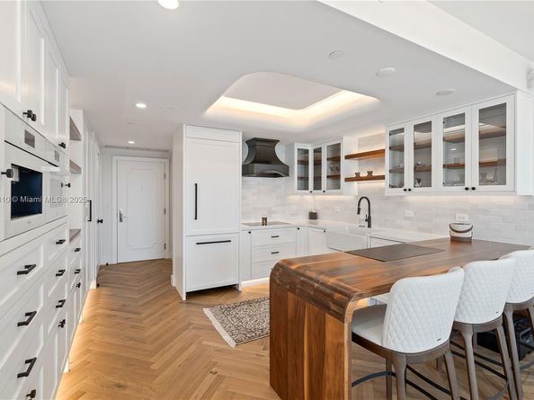 3350 SW 27 Av 1503, Coconut Grove FL 33133