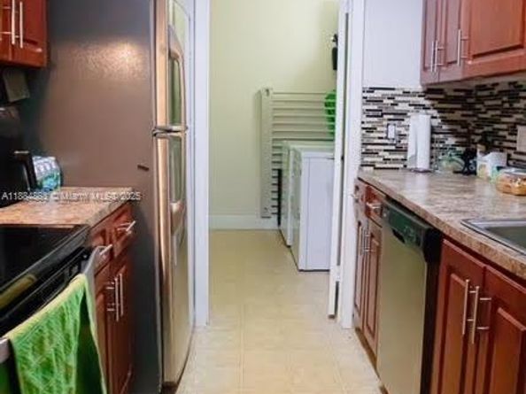 5720 Rock Island Rd 396, Tamarac FL 33319