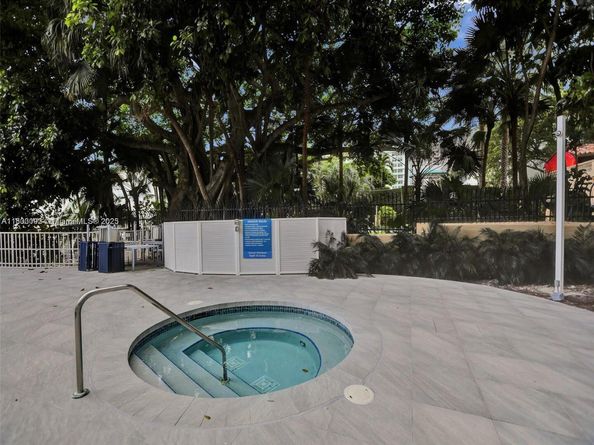 1627 Brickell Ave 605, Miami FL 33129