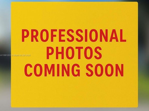 350 NW 206th Ter, Miami Gardens FL 33169