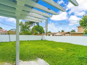 350 NW 206th Ter, Miami Gardens FL 33169
