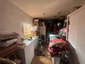 2944 NW 61st St, Miami FL 33142