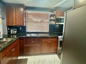 19550 SW 103rd Ct 5, Cutler Bay FL 33157