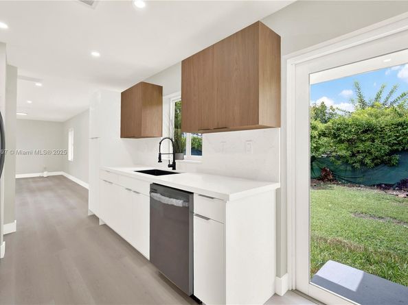 6740 SW 135th Ave, Miami FL 33183