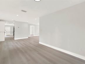 6740 SW 135th Ave, Miami FL 33183