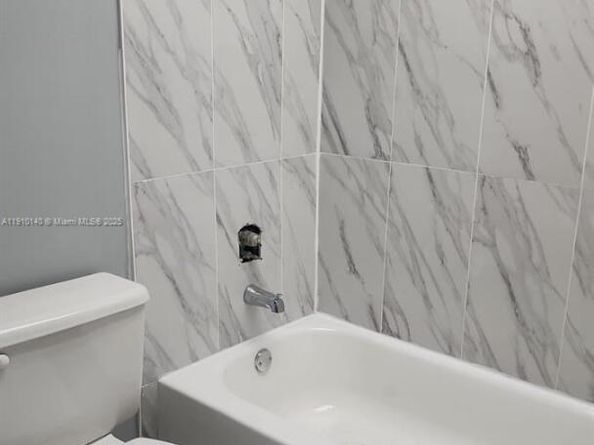 7900 S Colony Cir S 304, Tamarac FL 33321