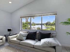 372 Cameron Dr, Weston FL 33326
