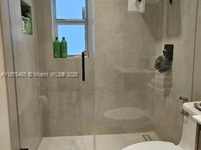 7430 SW 34th St, Miami FL 33155