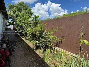 716 SW 11th Ave, Homestead FL 33030