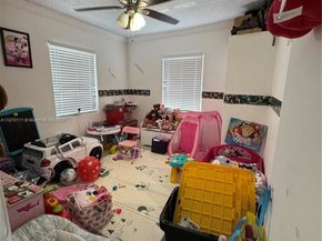 716 SW 11th Ave, Homestead FL 33030
