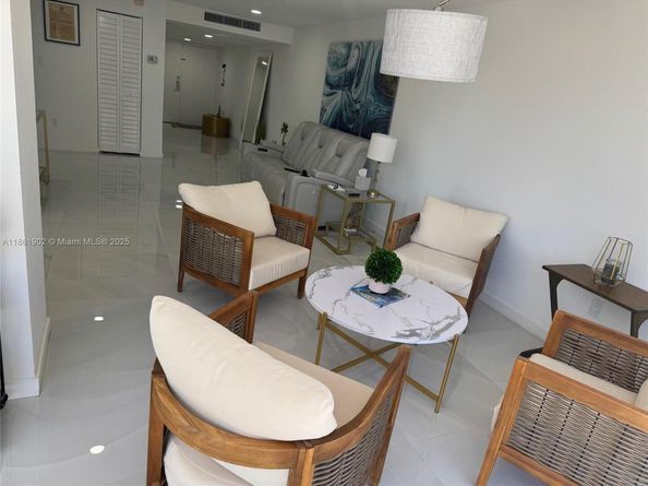 6423 Collins Ave 401, Miami Beach FL 33141