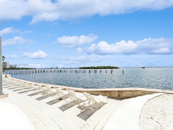 750 NE 64th St B308, Miami FL 33138