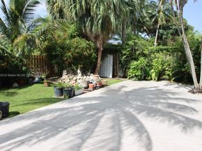 10820 SW 125th St, Miami FL 33176