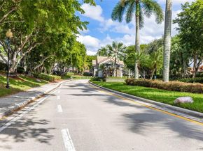 1102 Camellia Cir, Weston FL 33326