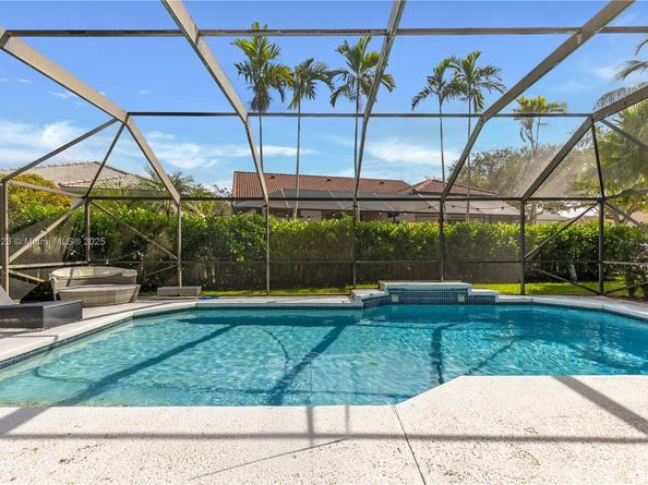 1102 Camellia Cir, Weston FL 33326