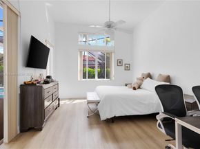 1102 Camellia Cir, Weston FL 33326