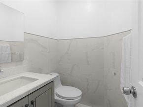 1102 Camellia Cir, Weston FL 33326