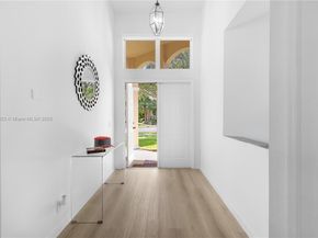 1102 Camellia Cir, Weston FL 33326