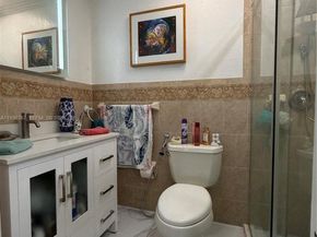 15022 SW 67th Ln, Miami FL 33193