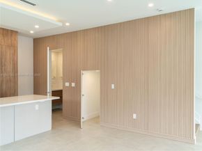 2107 SW 18th Ave, Fort Lauderdale FL 33315