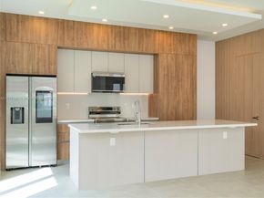 2107 SW 18th Ave, Fort Lauderdale FL 33315