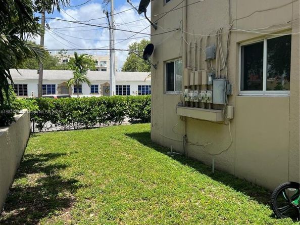 37 NW 19th Ave, Miami FL 33125