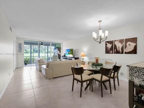 3301 S Palm Aire Dr 106, Pompano Beach FL 33069