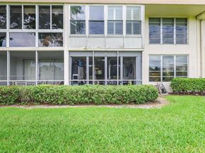 3301 S Palm Aire Dr 106, Pompano Beach FL 33069