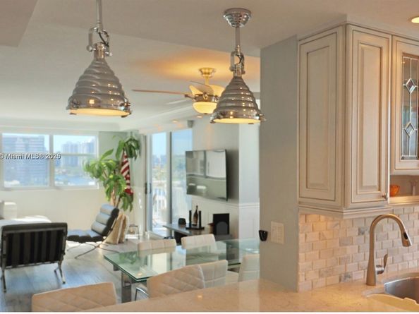 Undisclosed Address #A11869609, Hallandale Beach FL 33009