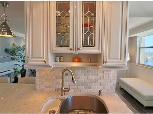 Undisclosed Address #A11869609, Hallandale Beach FL 33009