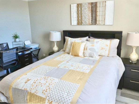Undisclosed Address #A11869609, Hallandale Beach FL 33009