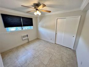 2700 NE 135th St 45, North Miami FL 33181