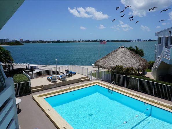 2700 NE 135th St 45, North Miami FL 33181