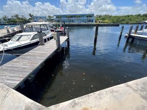 2700 NE 135th St 45, North Miami FL 33181