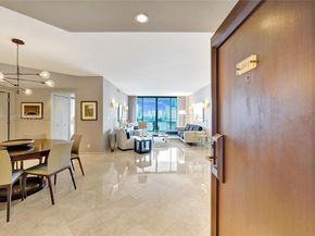 2800 Island Blvd 1001, Aventura FL 33160