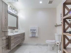 5224 NW 103rd Ave, Doral FL 33178