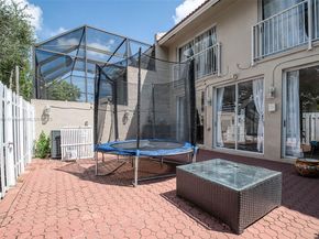 5224 NW 103rd Ave, Doral FL 33178