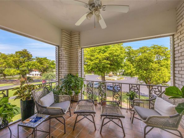2825 Granada Blvd 3B, Coral Gables FL 33134