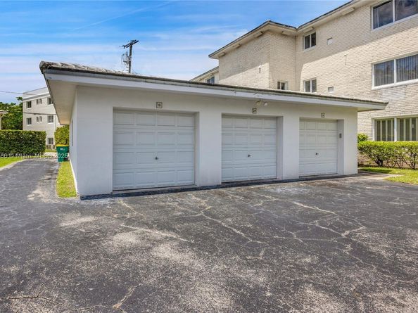 2825 Granada Blvd 3B, Coral Gables FL 33134
