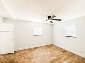 6780 Meade St, Hollywood FL 33024